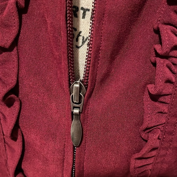 Tog shop jacket with ruffles and zipper - Picture 3 of 8